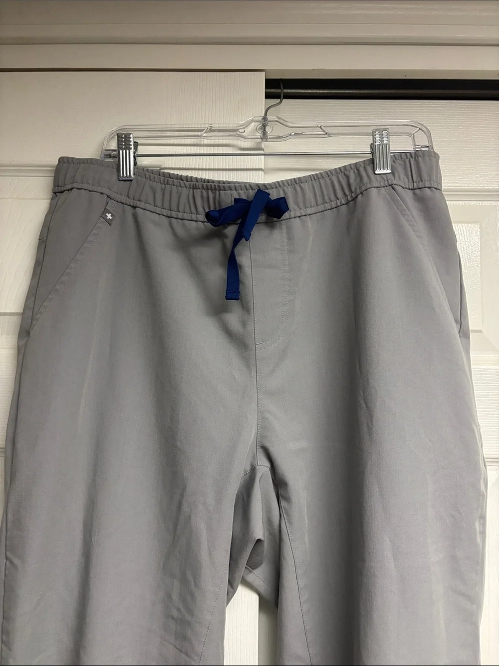 Men’s Figs Tansen Grey Jogger Scrub Pant Size XL